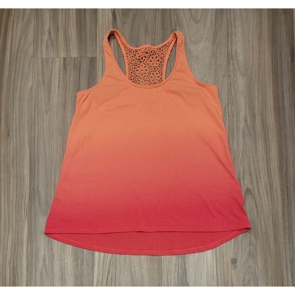 Mossimo Supply Co. Tanktop - Picture 1 of 6